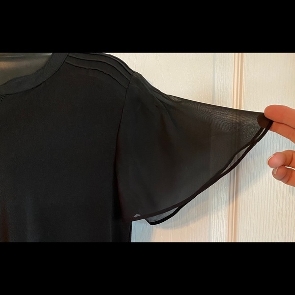 Blouse - Picture 2 of 3